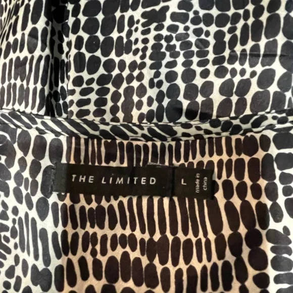 The Limited Sleeveless Top - Picture 3 of 5